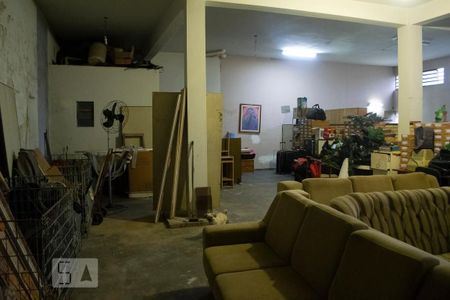 Casa à venda com 434m², 3 quartos e 4 vagas Casa à venda com 434m², 3 quartos e 4 vagasSALÃO TÉRREO