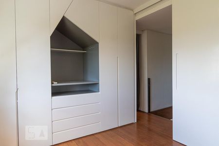 Apartamento para alugar com 75m², 2 quartos e 2 vagas Apartamento para alugar com 75m², 2 quartos e 2 vagasDormitório
