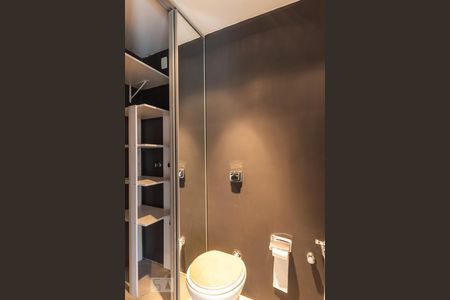 Apartamento para alugar com 75m², 2 quartos e 2 vagas Apartamento para alugar com 75m², 2 quartos e 2 vagasBanheiro