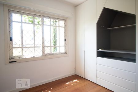 Apartamento para alugar com 75m², 2 quartos e 2 vagas Apartamento para alugar com 75m², 2 quartos e 2 vagasDormitório