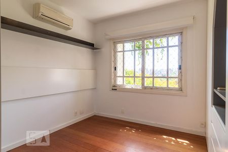 Apartamento para alugar com 75m², 2 quartos e 2 vagas Apartamento para alugar com 75m², 2 quartos e 2 vagasDormitório