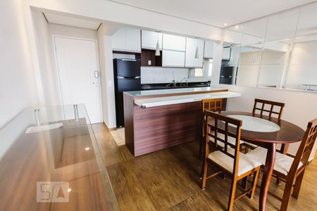 Sala de apartamento à venda com 2 quartos, 74m² em Perdizes, São Paulo