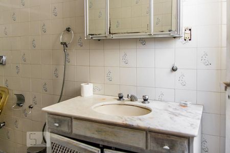 Banheiro da Suíte de apartamento à venda com 3 quartos, 180m² em Jardim Carioca, Rio de Janeiro