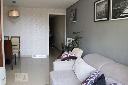 Sala de apartamento para alugar com 2 quartos, 70m² em Vila Apiaí, Santo André