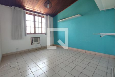 Apartamento à venda com 198m², 3 quartos e 2 vagasQuarto 2