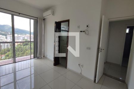 Apartamento à venda com 198m², 3 quartos e 2 vagasSuite 1