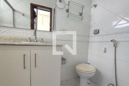Apartamento à venda com 198m², 3 quartos e 2 vagasBanheiro Suite 1