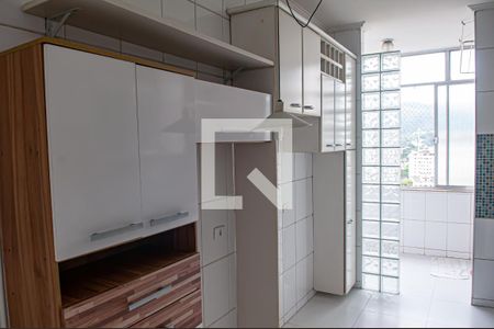 Apartamento à venda com 198m², 3 quartos e 2 vagasCozinha