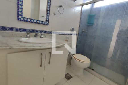 Apartamento à venda com 198m², 3 quartos e 2 vagasBanheiro Social 1