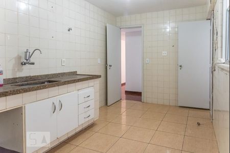 Apartamento à venda com 120m², 3 quartos e 1 vaga Apartamento à venda com 120m², 3 quartos e 1 vagaCozinha