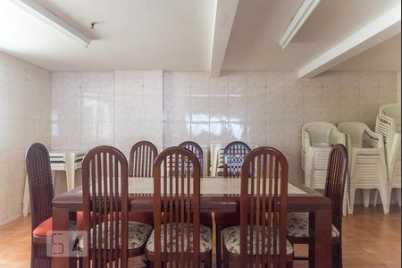 Apartamento à venda com 120m², 3 quartos e 1 vaga Apartamento à venda com 120m², 3 quartos e 1 vagaÁrea comum - Salão de festas