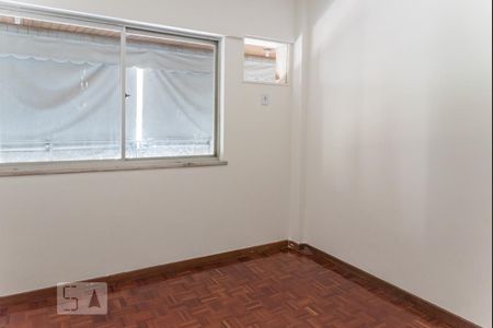 Apartamento à venda com 120m², 3 quartos e 1 vaga Apartamento à venda com 120m², 3 quartos e 1 vagaQuarto 1