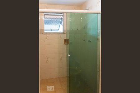 Apartamento à venda com 120m², 3 quartos e 1 vaga Apartamento à venda com 120m², 3 quartos e 1 vagaBanheiro da Suíte