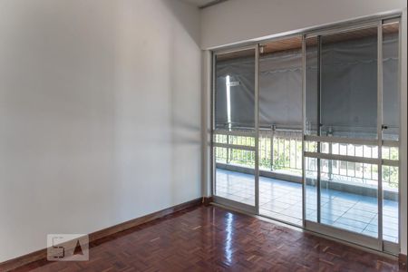 Apartamento à venda com 120m², 3 quartos e 1 vaga Apartamento à venda com 120m², 3 quartos e 1 vagaQuarto 2