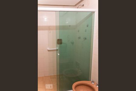Apartamento à venda com 120m², 3 quartos e 1 vaga Apartamento à venda com 120m², 3 quartos e 1 vagaBanheiro Social