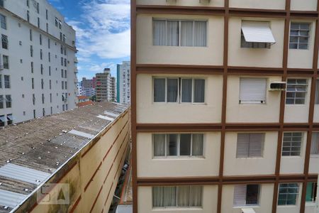 Apartamento para alugar com 70m², 2 quartos e 1 vagaVista Lateral da cozinha