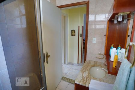 Apartamento para alugar com 70m², 2 quartos e 1 vagaBanheiro do corredor