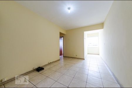 Sala de apartamento para alugar com 3 quartos, 70m² em Lourdes, Belo Horizonte