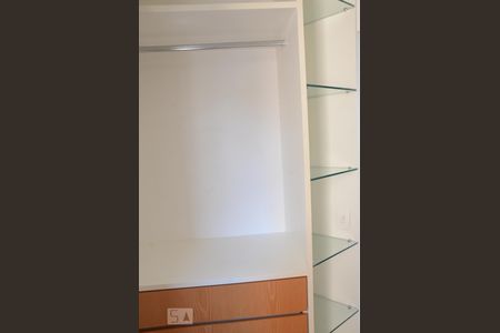 Apartamento para alugar com 72m², 2 quartos e 2 vagasCloset do quarto