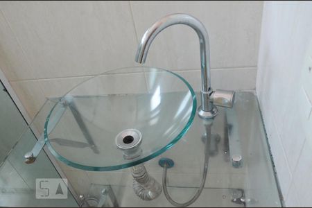 Apartamento para alugar com 72m², 2 quartos e 2 vagasBanheiro Social