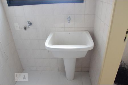 Apartamento para alugar com 72m², 2 quartos e 2 vagasArea de serviço