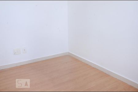 Apartamento para alugar com 72m², 2 quartos e 2 vagasQuarto