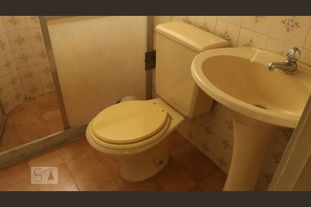 Apartamento à venda com 50m², 2 quartos e 1 vagaDetalhe banheiro