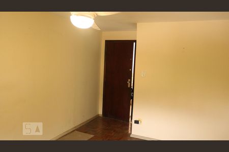 Sala de apartamento à venda com 2 quartos, 50m² em Fátima, Niterói