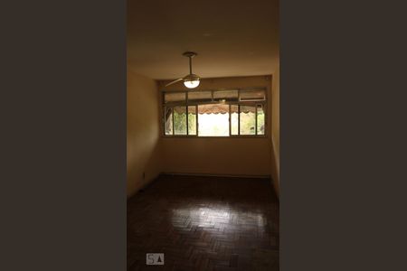 Detalhe Sala de apartamento à venda com 2 quartos, 50m² em Fátima, Niterói