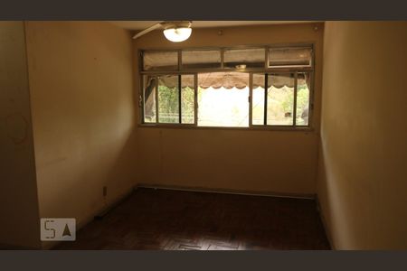 Sala de apartamento à venda com 2 quartos, 50m² em Fátima, Niterói