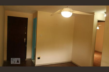 Sala de apartamento à venda com 2 quartos, 50m² em Fátima, Niterói