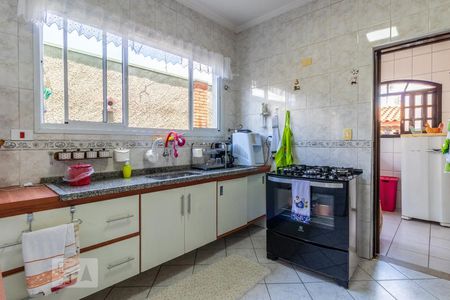 Casa à venda com 190m², 3 quartos e 3 vagasCozinha