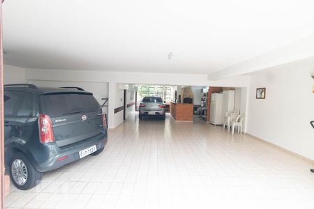 Casa à venda com 354m², 4 quartos e 6 vagasGaragem