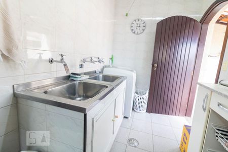 Casa à venda com 354m², 4 quartos e 6 vagasCozinha