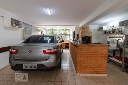 Casa à venda com 354m², 4 quartos e 6 vagasGaragem