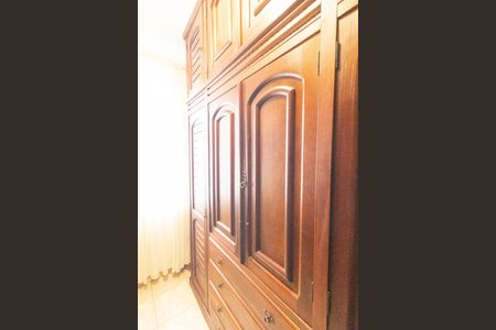 Casa à venda com 354m², 4 quartos e 6 vagasQuarto