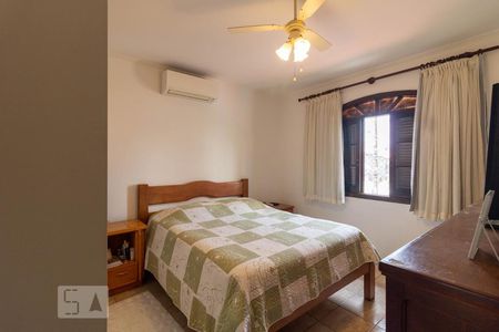 Casa à venda com 354m², 4 quartos e 6 vagasQuarto 1