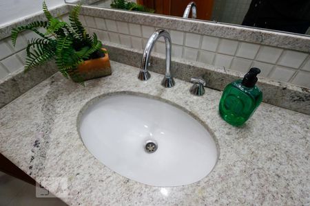 Apartamento para alugar com 5270m², 3 quartos e 1 vagaDetalhe Banheiro