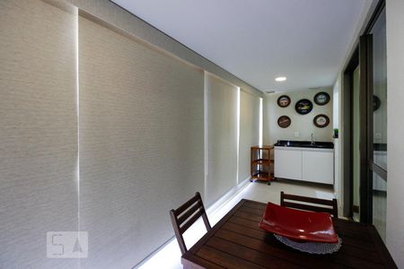 Varanda de apartamento para alugar com 3 quartos, 5270m² em Recreio dos Bandeirantes, Rio de Janeiro