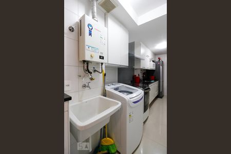 Apartamento para alugar com 5270m², 3 quartos e 1 vagaÁrea de Serviço