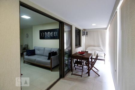 Varanda de apartamento para alugar com 3 quartos, 5270m² em Recreio dos Bandeirantes, Rio de Janeiro
