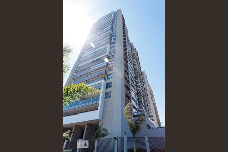 Apartamento para alugar com 5270m², 3 quartos e 1 vagaFachada