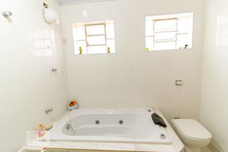 Casa à venda com 500m², 5 quartos e 5 vagasBanheira
