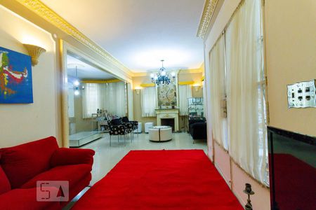 Sala de casa à venda com 5 quartos, 500m² em Vila Mariana, São Paulo