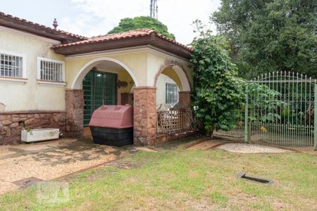 Casa à venda com 500m², 5 quartos e 5 vagasQuintal