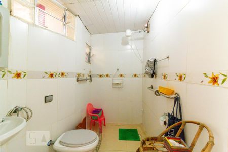 Casa à venda com 500m², 5 quartos e 5 vagasBanheiro da Suíte 2