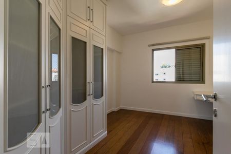Apartamento à venda com 137m², 3 quartos e 2 vagasQuarto 2