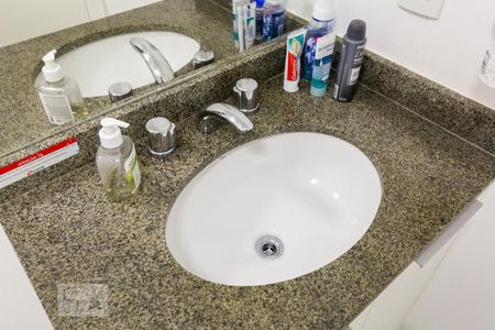 Studio para alugar com 47m², 1 quarto e 1 vaga Studio para alugar com 47m², 1 quarto e 1 vagaBanheiro