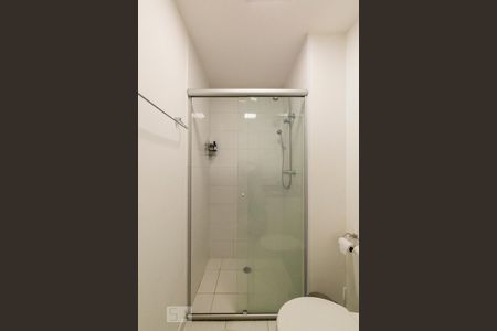 Studio para alugar com 47m², 1 quarto e 1 vaga Studio para alugar com 47m², 1 quarto e 1 vagaBanheiro