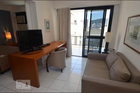 Sala de apartamento para alugar com 1 quarto, 43m² em Copacabana, Rio de Janeiro